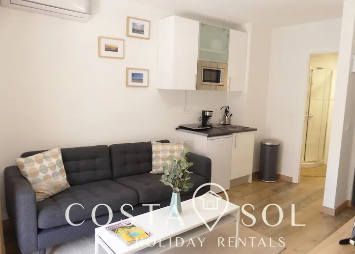 La Carihuela Torremolinos - Studio 3 - Costa Sol Holiday Rentals